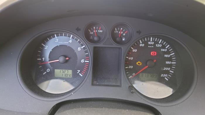 Seat Ibiza III 1.4 16V 75 Sloopvoertuig (2002, Blauw)