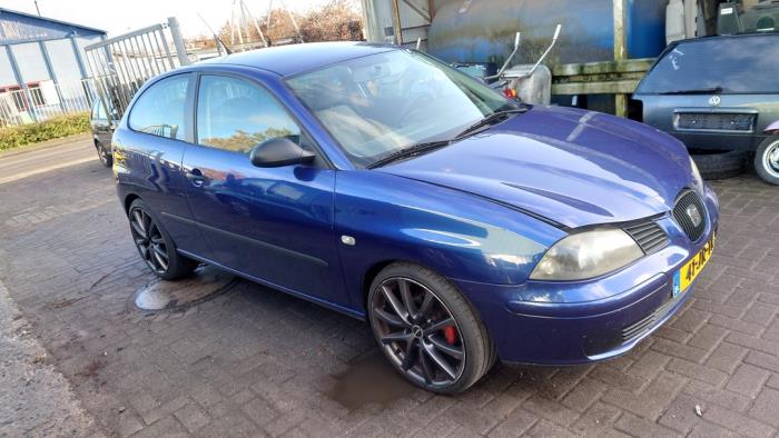 Seat Ibiza III 1.4 16V 75 Sloopvoertuig (2002, Blauw)