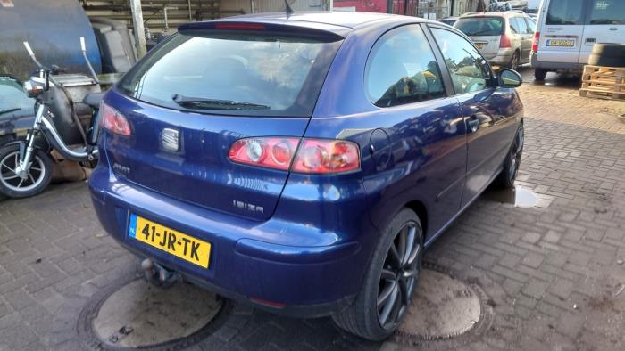 Seat Ibiza III 1.4 16V 75 Sloopvoertuig (2002, Blauw)