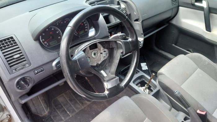 Volkswagen Polo IV 1.4 16V Sloopvoertuig (2005)