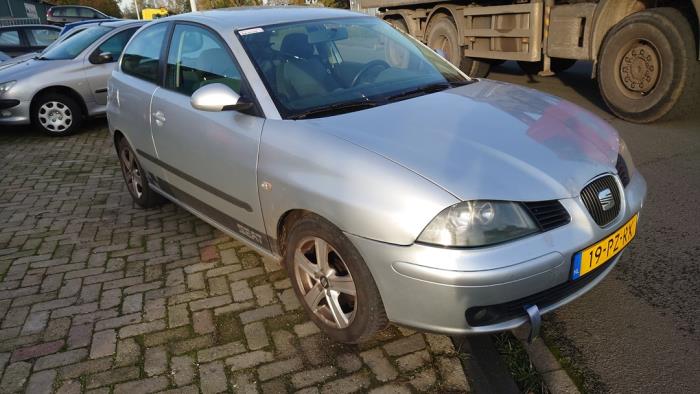 Seat Ibiza III 1.9 TDI 100 Sloopvoertuig (2005, Grijs)
