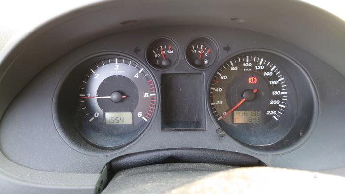 Seat Ibiza III 1.9 TDI 100 Sloopvoertuig (2005, Grijs)