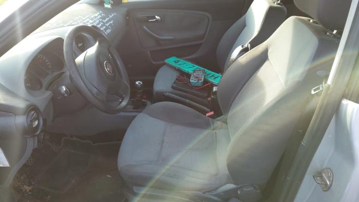 Seat Ibiza III 1.9 TDI 100 Sloopvoertuig (2005, Grijs)