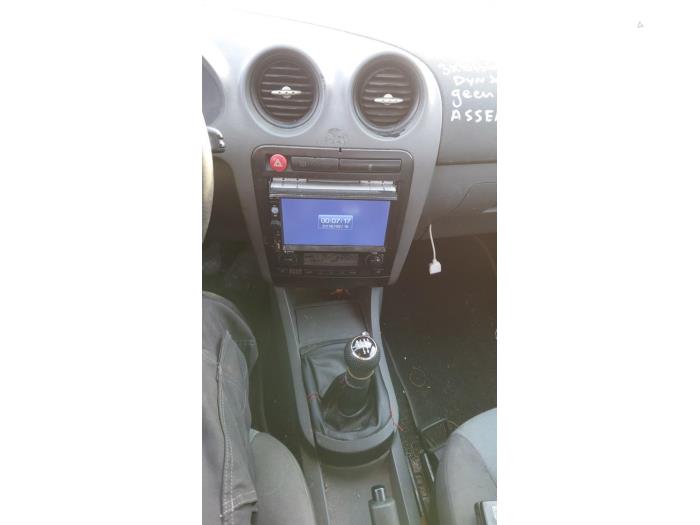 Seat Ibiza III 1.9 TDI 100 Sloopvoertuig (2005, Grijs)