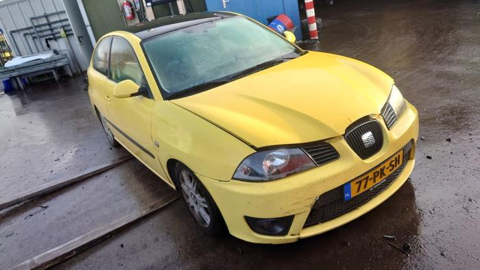 Seat Ibiza III 1.4 16V 75 Sloopvoertuig (2004, Geel)