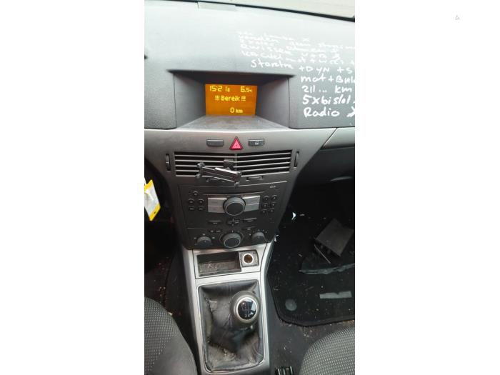 Opel Astra H 1.4 16V Twinport Sloopvoertuig (2006, Grijs)