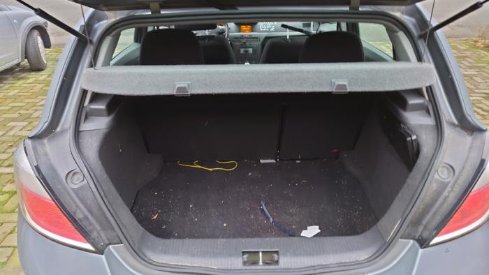 Opel Astra H 1.4 16V Twinport Sloopvoertuig (2006, Grijs)
