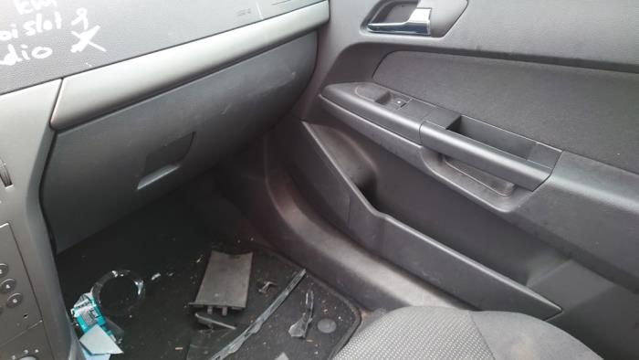 Opel Astra H 1.4 16V Twinport Sloopvoertuig (2006, Grijs)