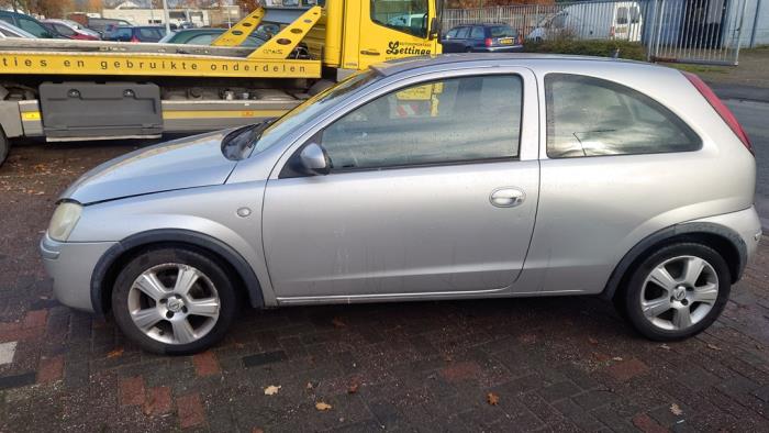 Opel Corsa C 1.2 16V Sloopvoertuig (2004, Grijs)