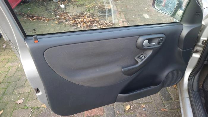 Opel Corsa C 1.2 16V Sloopvoertuig (2004, Grijs)