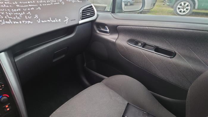 Peugeot 207/207+ 1.6 16V VTi Sloopvoertuig (2008, Grijs)