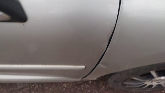 Peugeot 207/207+ 1.6 16V VTi Sloopvoertuig (2008, Grijs)