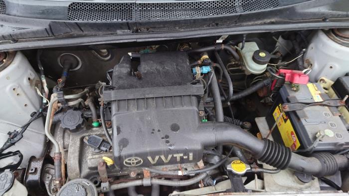 Toyota Yaris 1.0 16V VVT-i Sloopvoertuig (1999, Grijs)