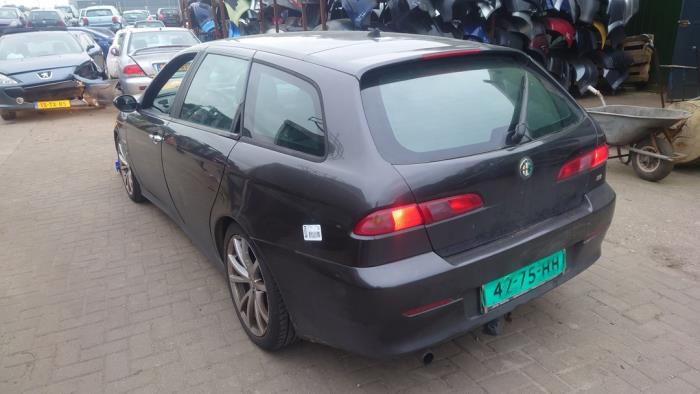 Alfa Romeo 156 Sportwagon 2.0 JTS 16V Sloopvoertuig (2004, Grijs)