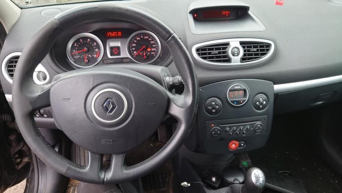 Renault Clio III 1.4 16V Sloopvoertuig (2006, Zwart)