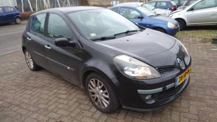 Renault Clio III 1.4 16V Sloopvoertuig (2006, Zwart)