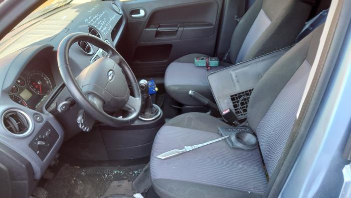 Ford Fusion 1.6 16V Sloopvoertuig (2008, Grijs)