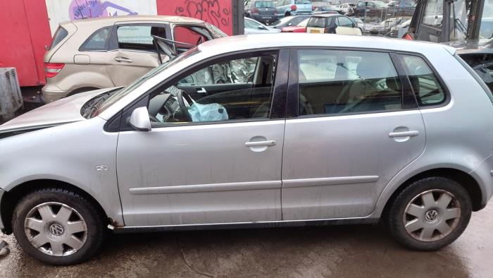 Volkswagen Polo IV 1.4 16V Sloopvoertuig (2002, Grijs)
