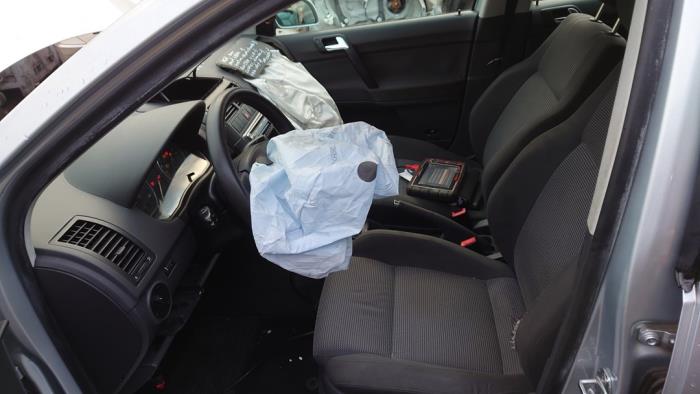 Volkswagen Polo IV 1.4 16V Sloopvoertuig (2002, Grijs)