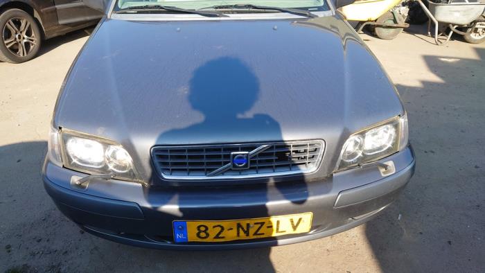 Volvo V40 1.9 D Sloopvoertuig (2004, Grijs)