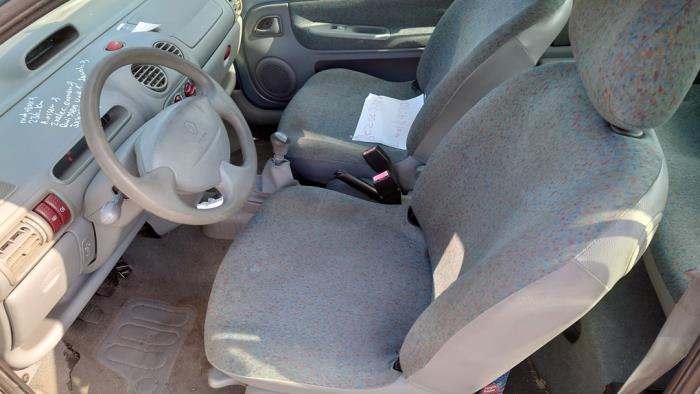 Renault Twingo 1.2 16V Sloopvoertuig (2003, Blauw)