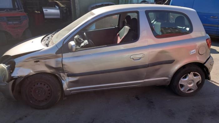 Toyota Yaris 1.0 16V VVT-i Sloopvoertuig (2005, Grijs)
