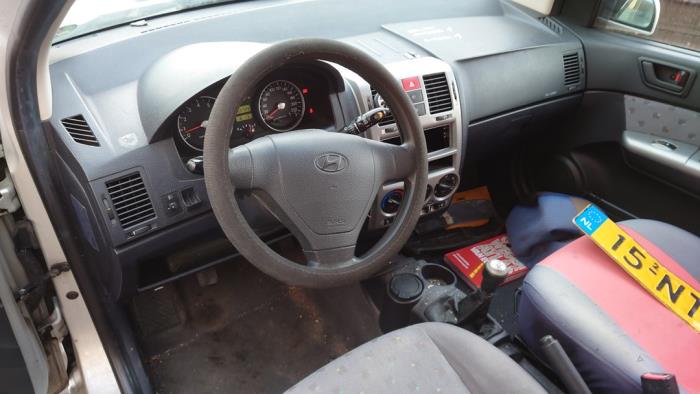 Hyundai Getz 1.6i 16V Sloopvoertuig (2004, Grijs)