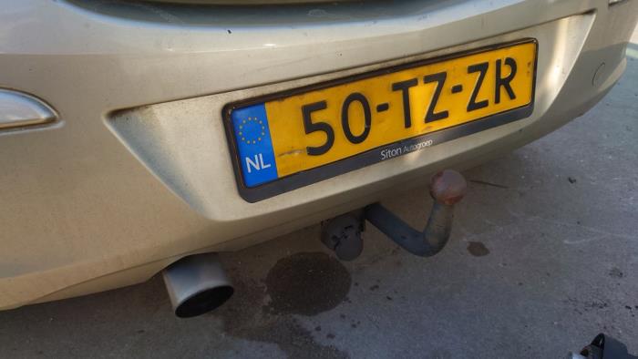 Opel Corsa D 1.3 CDTi 16V ecoFLEX Sloopvoertuig (2007, Beige)