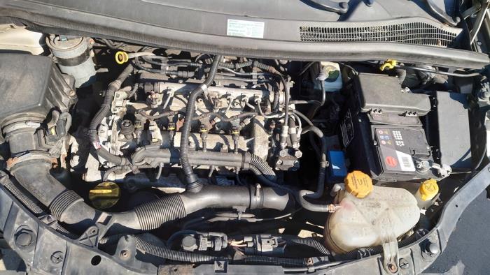 Opel Corsa D 1.3 CDTi 16V ecoFLEX Sloopvoertuig (2007, Beige)