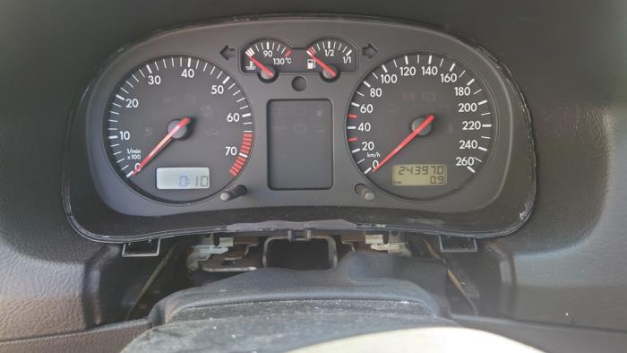 Volkswagen Golf IV 2.3 V5 GTI Sloopvoertuig (1998, Grijs)