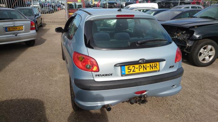 Peugeot 206 1.4 16V Sloopvoertuig (2004, Grijs)