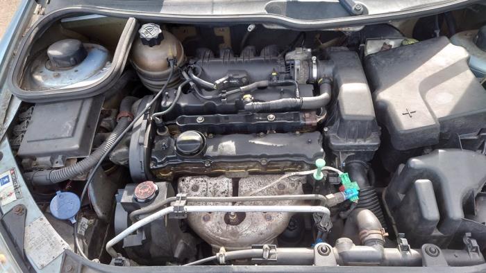 Peugeot 206 1.4 16V Sloopvoertuig (2004, Grijs)