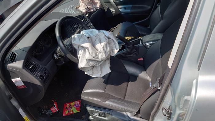 Volvo V70 2.4 20V 140 Sloopvoertuig (2007, Grijs)