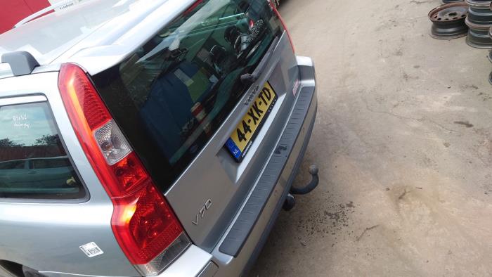 Volvo V70 2.4 20V 140 Sloopvoertuig (2007, Grijs)