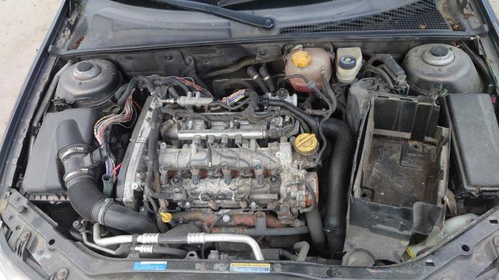 Saab 9-3 II Sport Sedan 1.9 TiD 16V Sloopvoertuig (2007, Paars)