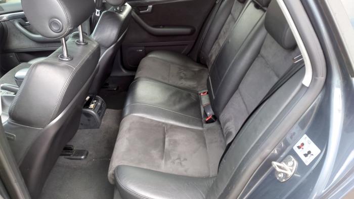 Audi A4 Avant 2.5 TDI 24V Sloopvoertuig (2005, Grijs)