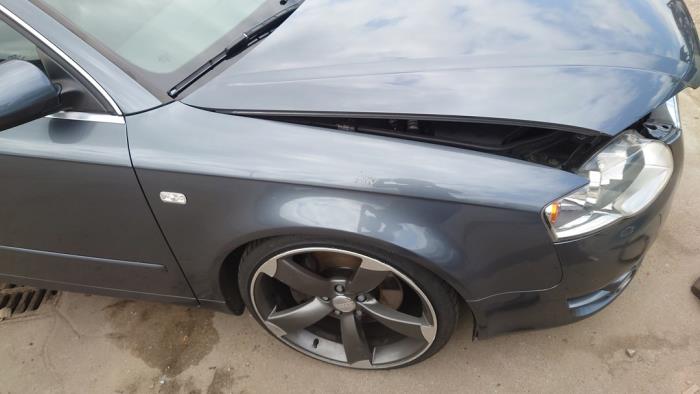 Audi A4 Avant 2.5 TDI 24V Sloopvoertuig (2005, Grijs)