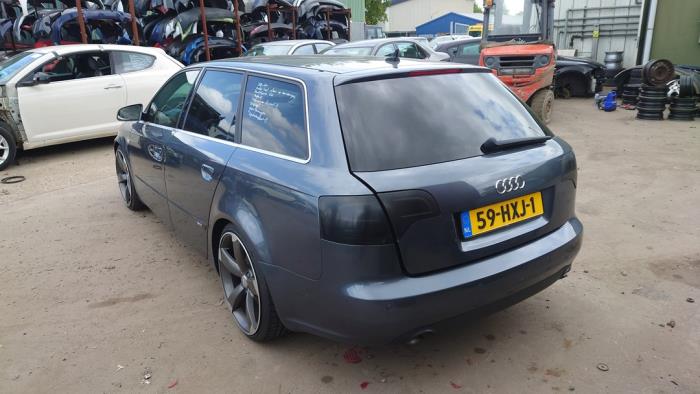 Audi A4 Avant 2.5 TDI 24V Sloopvoertuig (2005, Grijs)