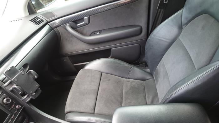 Audi A4 Avant 2.5 TDI 24V Sloopvoertuig (2005, Grijs)