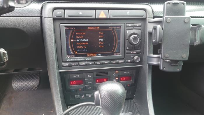 Audi A4 Avant 2.5 TDI 24V Sloopvoertuig (2005, Grijs)