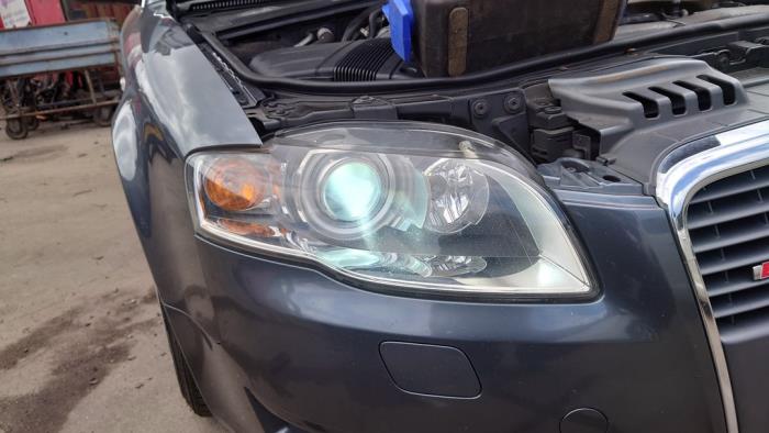 Audi A4 Avant 2.5 TDI 24V Sloopvoertuig (2005, Grijs)