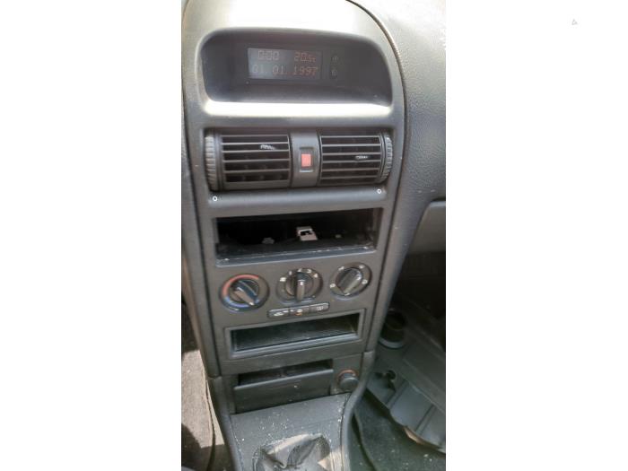 Opel Astra G 1.7 CDTi 16V Eco4 Sloopvoertuig (2006, Grijs)