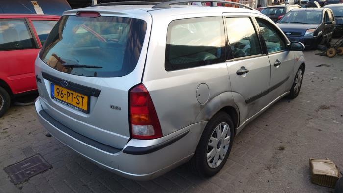 Ford Focus 1 Wagon 1.8 TDdi Sloopvoertuig (2004, Grijs)