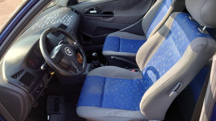 Seat Ibiza II 1.4 Select Sloopvoertuig (2000, Blauw)