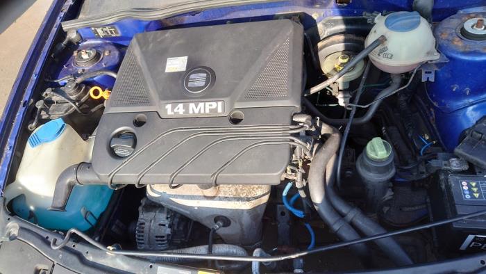 Seat Ibiza II 1.4 Select Sloopvoertuig (2000, Blauw)