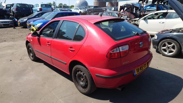 Seat Leon 1.6 16V Sloopvoertuig (2005, Rood)