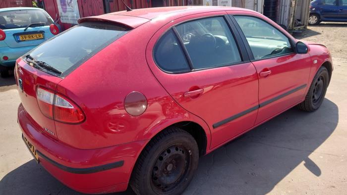 Seat Leon 1.6 16V Sloopvoertuig (2005, Rood)
