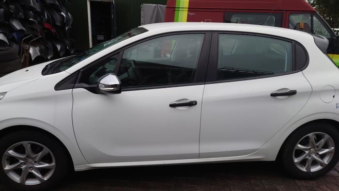 Peugeot 208 I 1.0 Vti 12V PureTech Sloopvoertuig (2014, Wit)