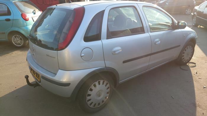 Opel Corsa C 1.4 16V Twin Port Sloopvoertuig (2004, Grijs)