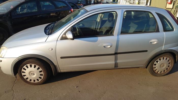 Opel Corsa C 1.4 16V Twin Port Sloopvoertuig (2004, Grijs)